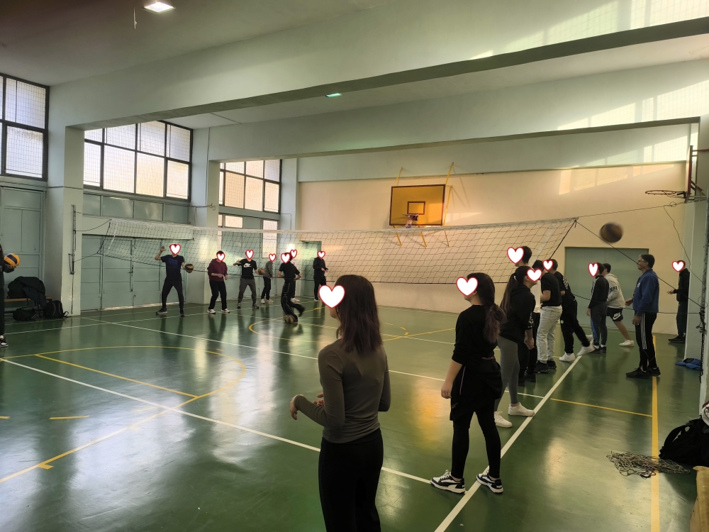 &Sigma;&tau;&omicron; 2&omicron; &Gamma;&Epsilon;&Lambda; &Sigma;&pi;ά&rho;&tau;&eta;&sigmaf; &gamma;&iota;&alpha; &tau;&alpha; &laquo;&mu;&upsilon;&sigma;&tau;&iota;&kappa;ά&raquo; &tau;&omicron;&upsilon; &beta;ό&lambda;&epsilon;ϊ &omicron; &omicron;&mu;&omicron;&sigma;&pi;&omicron;&nu;&delta;&iota;&alpha;&kappa;ό&sigmaf; &pi;&rho;&omicron;&pi;&omicron;&nu;&eta;&tau;ή&sigmaf; &Iota;. &Rho;&eta;&gamma;ά&kappa;&omicron;&sigmaf;