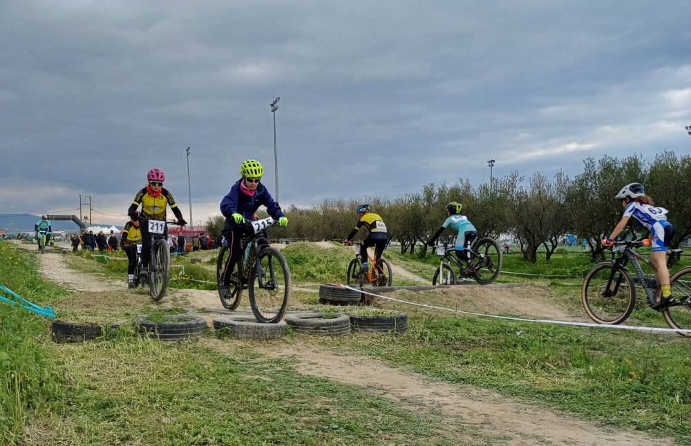 &Pi;&omicron;&delta;&eta;&lambda;&alpha;&sigma;ί&alpha;: &Theta;&epsilon;&alpha;&mu;&alpha;&tau;&iota;&kappa;έ&sigmaf; &epsilon;&pi;&iota;&delta;ό&sigma;&epsilon;&iota;&sigmaf; &alpha;&pi;ό &tau;&omicron;&upsilon;&sigmaf; &alpha;&theta;&lambda;&eta;&tau;έ&sigmaf; &tau;&omicron;&upsilon; &Sigma;&pi;&alpha;&rho;&tau;&iota;&alpha;&tau;&iota;&kappa;&omicron;ύ &sigma;&tau;&omicron;&nu; &pi;&rho;ώ&tau;&omicron; &alpha;&gamma;ώ&nu;&alpha; &tau;&eta;&sigmaf; &chi;&rho;&omicron;&nu;&iota;ά&sigmaf;