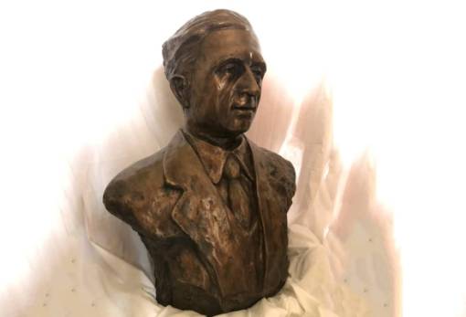 Γιατί δεν έχει τοποθετηθεί ακόμα η προτομή του ήρωα της Αντίστασης Χρ. Καρβούνη;