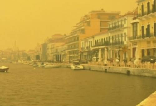 Εκκενώσεις οικισμών στη Μάνη - Στα όρια του Γυθείου οι φλόγες