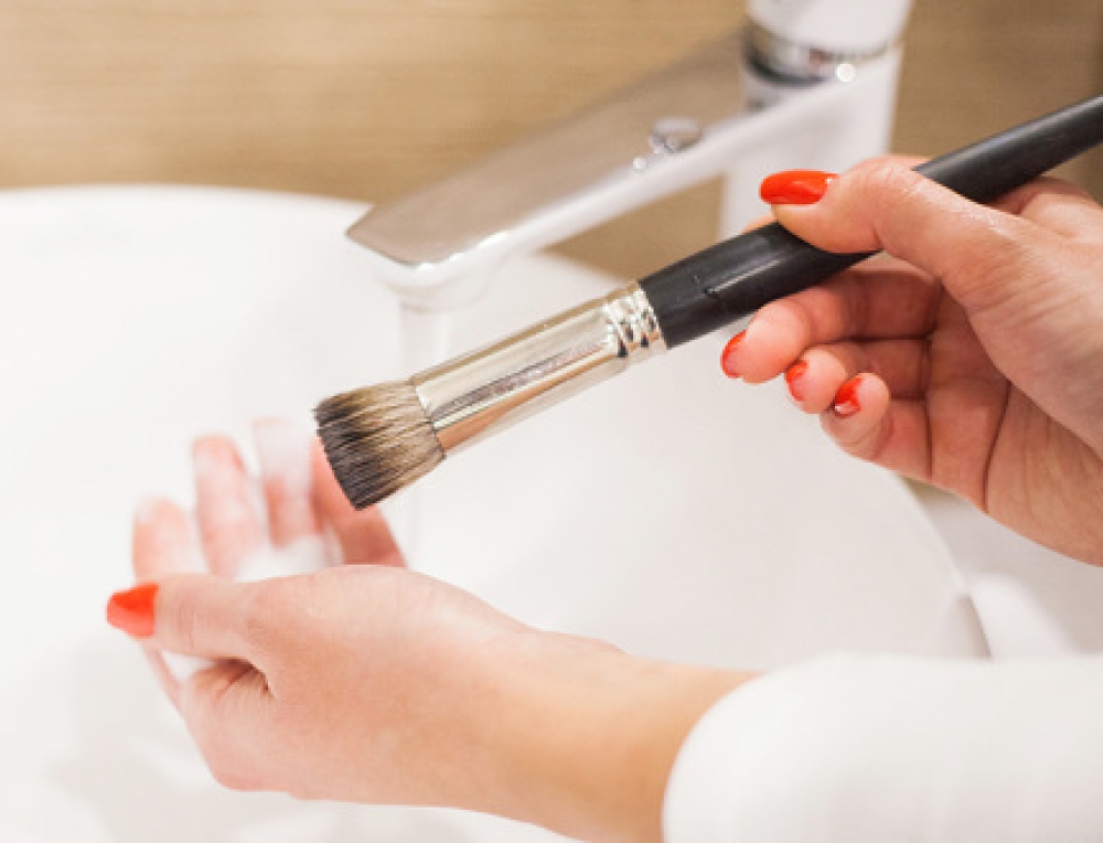 &Pi;ώ&sigmaf; &nu;&alpha; &kappa;&alpha;&theta;&alpha;&rho;ί&sigma;&epsilon;&iota;&sigmaf; &sigma;&omega;&sigma;&tau;ά &tau;&alpha; &pi;&iota;&nu;έ&lambda;&alpha; &mu;&alpha;&kappa;&iota;&gamma;&iota;ά&zeta;