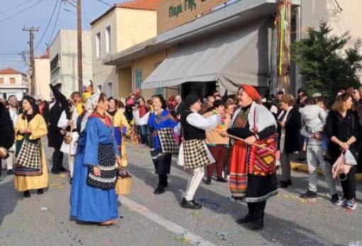 Ξέφρενη κι… «ερωτεύσιμη» η φετινή Αποκριά στη Σκάλα!