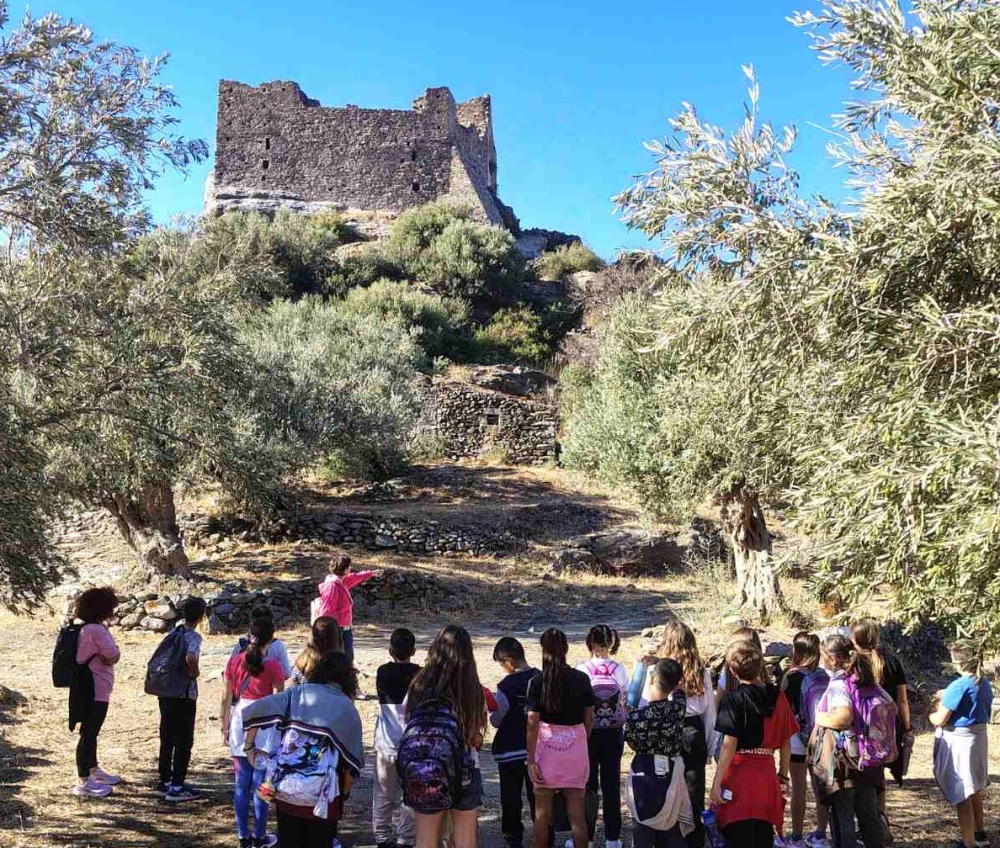 &Mu;&alpha;&theta;&eta;&tau;έ&sigmaf; &epsilon;&xi;&epsilon;&rho;&epsilon;ύ&nu;&eta;&sigma;&alpha;&nu; &tau;&omicron; &Kappa;ά&sigma;&tau;&rho;&omicron; &Beta;&alpha;&tau;ί&kappa;&omega;&nu; &sigma;&tau;&iota;&sigmaf; &Epsilon;&upsilon;&rho;&omega;&pi;&alpha;ϊ&kappa;έ&sigmaf; &Eta;&mu;έ&rho;&epsilon;&sigmaf; &Pi;&omicron;&lambda;&iota;&tau;&iota;&sigma;&tau;&iota;&kappa;ή&sigmaf; &Kappa;&lambda;&eta;&rho;&omicron;&nu;&omicron;&mu;&iota;ά&sigmaf;