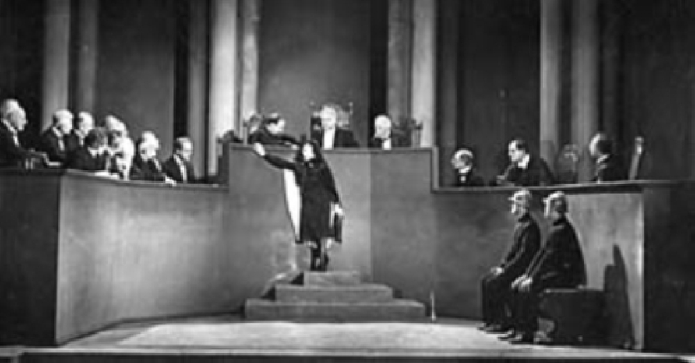 &Theta;έ&alpha;&tau;&rho;&omicron; &sigma;&tau;&eta;&nu; &Epsilon;&mu;&pi;&omicron;&rho;&iota;&kappa;ή &Lambda;έ&sigma;&chi;&eta; &Sigma;&pi;ά&rho;&tau;&eta;&sigmaf; (&Chi;&epsilon;&iota;&mu;ώ&nu;&alpha;&sigmaf; 1934-35)