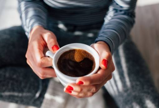 Καφές: «Διαβατήριο» για υγιή γήρανση στις γυναίκες