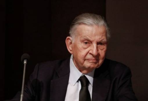 Ι. Βαρβιτσιώτης: «Η κυβέρνηση έκανε λάθος με την ταφή του Κωνσταντίνου»