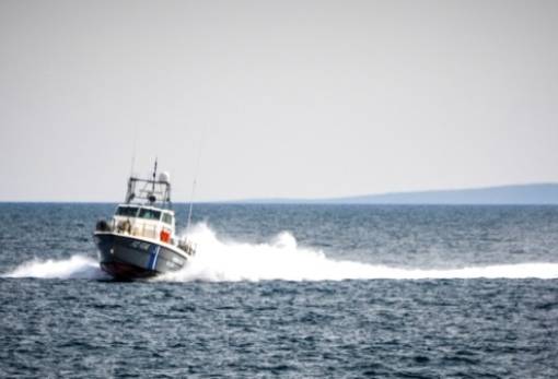 Ακυβέρνητο έμεινε σκάφος ανοιχτά της Νεάπολης