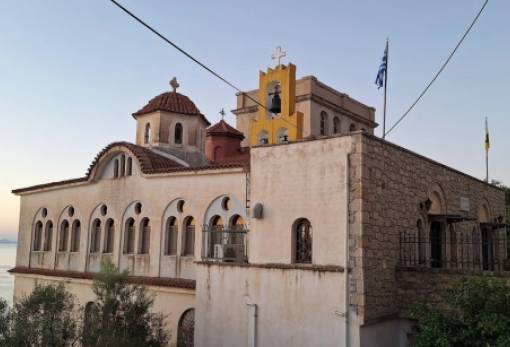 Κλειστά για ένα δεκαπενθήμερο τα γραφεία της Μητρόπολης Μάνης