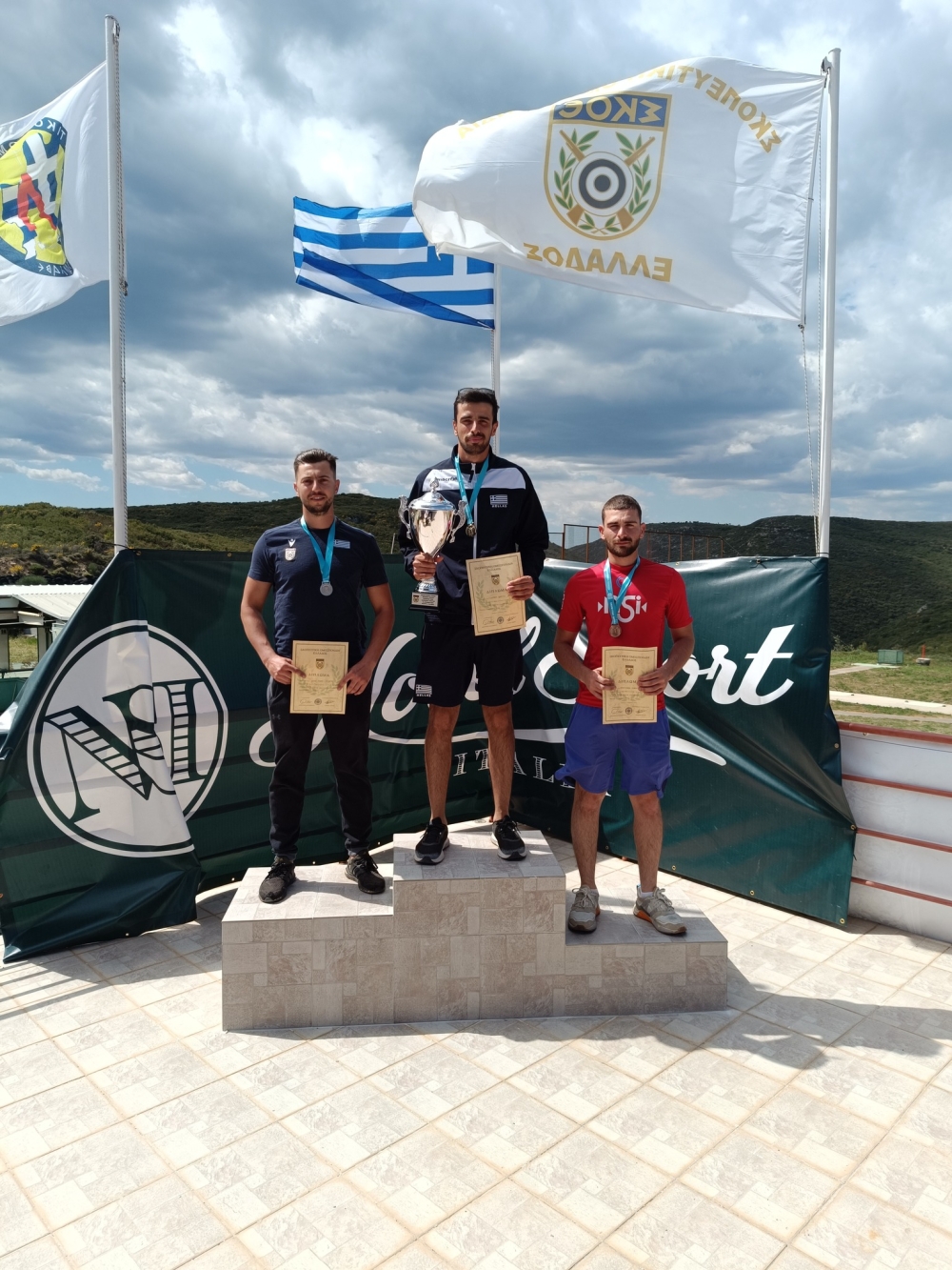 &Delta;&iota;&alpha;&kappa;&rho;ί&sigma;&epsilon;&iota;&sigmaf; &gamma;&iota;&alpha; &tau;&omicron;&nu; &Sigma;&kappa;&omicron;&pi;&epsilon;&upsilon;&tau;&iota;&kappa;ό &Sigma;&pi;ά&rho;&tau;&eta;&sigmaf;  &sigma;&epsilon; &pi;&alpha;&nu;&epsilon;&lambda;&lambda;ή&nu;&iota;&omicron; &alpha;&gamma;ώ&nu;&alpha; &sigma;&tau;&eta; &Sigma;&epsilon;&lambda;&lambda;&alpha;&sigma;ί&alpha;