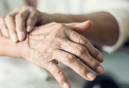 Πάρκινσον: Υπερδιπλάσιος ο κίνδυνος εμφάνισης της νόσου για άτομα με άγχος