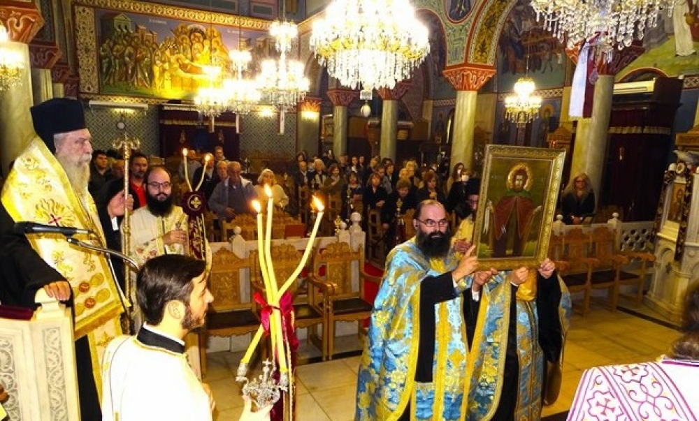 &Mu;&epsilon; &epsilon;&kappa;&kappa;&lambda;&eta;&sigma;&iota;&alpha;&sigma;&tau;&iota;&kappa;ή &mu;&epsilon;&gamma;&alpha;&lambda;&omicron;&pi;&rho;έ&pi;&epsilon;&iota;&alpha; &eta; &epsilon;&nu;&theta;&rho;ό&nu;&iota;&sigma;&eta; &tau;&eta;&sigmaf; &epsilon;&iota;&kappa;ό&nu;&alpha;&sigmaf; &tau;&omicron;&upsilon; &Omicron;&sigma;ί&omicron;&upsilon; &Nu;ί&kappa;&omega;&nu;&omicron;&sigmaf;