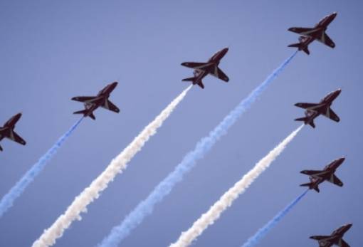 Αεροπορική επίδειξη  από την Πολεμική Αεροπορία στην Τρίπολη