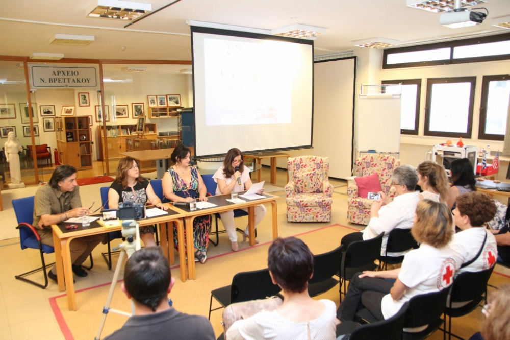 &Pi;&alpha;&rho;&omicron;&upsilon;&sigma;&iota;ά&sigma;&tau;&eta;&kappa;&epsilon; &sigma;&tau;&eta; &Sigma;&pi;ά&rho;&tau;&eta; &tau;&omicron; &beta;&iota;&beta;&lambda;ί&omicron; &laquo;&Mu;&iota;&alpha; &mu;&iota;&kappa;&rho;ή ά&gamma;&nu;&omega;&sigma;&tau;&eta; &lambda;ύ&pi;&eta;&raquo; (&Phi;&Omega;&Tau;&Omicron;)