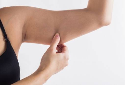 5 τροφές για να χάσεις λίπος στα μπράτσα σε ένα μήνα