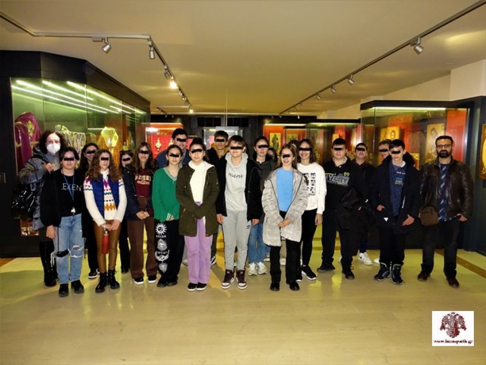 &Epsilon;&pi;ί&sigma;&kappa;&epsilon;&psi;&eta; &tau;&omicron;&upsilon; &Mu;&omicron;&upsilon;&sigma;&iota;&kappa;&omicron;ύ &Sigma;&chi;&omicron;&lambda;&epsilon;ί&omicron;&upsilon; &sigma;&tau;&omicron; &Mu;&omicron;&upsilon;&sigma;&epsilon;ί&omicron; &Epsilon;&kappa;&kappa;&lambda;&eta;&sigma;&iota;&alpha;&sigma;&tau;&iota;&kappa;ή&sigmaf; &Tau;έ&chi;&nu;&eta;&sigmaf; &tau;&eta;&sigmaf; &Iota;&Mu;&Mu;&Sigma;