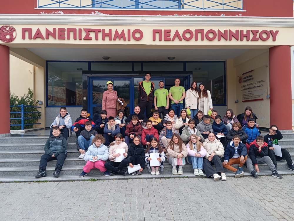 &Epsilon;&pi;ί&sigma;&kappa;&epsilon;&psi;&eta; &tau;&omicron;&upsilon; &Iota;&delta;&iota;&omega;&tau;&iota;&kappa;&omicron;ύ &Epsilon;&kappa;&pi;&alpha;&iota;&delta;&epsilon;&upsilon;&tau;&eta;&rho;ί&omicron;&upsilon; &laquo;&Pi;&Omicron;&Lambda;&Upsilon;&Chi;&Rho;&Omicron;&Nu;&Alpha;&Kappa;&Omicron;&Upsilon;&raquo; &sigma;&tau;&omicron; &Pi;&alpha;&nu;&epsilon;&pi;&iota;&sigma;&tau;ή&mu;&iota;&omicron; &Pi;&epsilon;&lambda;&omicron;&pi;&omicron;&nu;&nu;ή&sigma;&omicron;&upsilon;