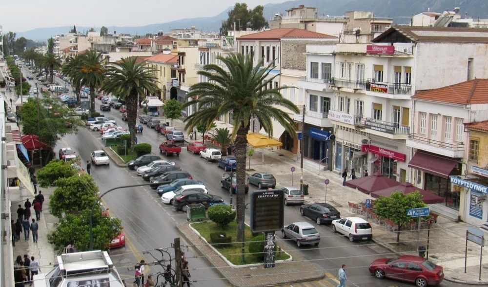 &Nu;έ&omicron;&iota; &phi;&omicron;ί&nu;&iota;&kappa;&epsilon;&sigmaf; &sigma;&tau;&eta; &Sigma;&pi;ά&rho;&tau;&eta;