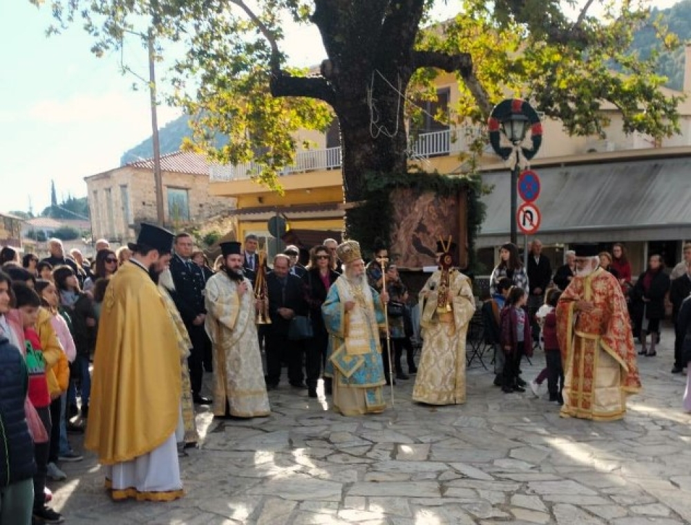 &Gamma;&iota;ό&rho;&tau;&alpha;&sigma;&epsilon; &tau;&omicron;&nu; &pi;&omicron;&lambda;&iota;&omicron;ύ&chi;&omicron; &tau;&omicron;&upsilon; &mu;&epsilon; &lambda;&alpha;&mu;&pi;&rho;ό&tau;&eta;&tau;&alpha; &omicron; &Mu;&upsilon;&sigma;&tau;&rho;ά&sigmaf;
