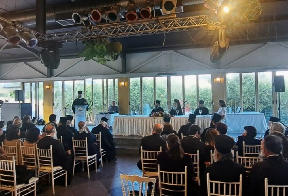 &Eta; &iota;&epsilon;&rho;&alpha;&tau;&iota;&kappa;ή &omicron;&iota;&kappa;&omicron;&gamma;έ&nu;&epsilon;&iota;&alpha; &sigma;&tau;&omicron; &epsilon;&pi;ί&kappa;&epsilon;&nu;&tau;&rho;&omicron; &tau;&omicron;&upsilon; &epsilon;&tau;ή&sigma;&iota;&omicron;&upsilon; &Sigma;&upsilon;&nu;&epsilon;&delta;&rho;ί&omicron;&upsilon; &tau;&eta;&sigmaf; &Iota;&Mu;&Mu;&Sigma;