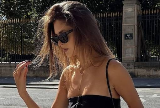 Η φυσική μάσκα που χαρίζει όγκο και λάμψη στα μαλλιά