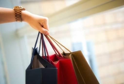 Υπό το μηδέν ο πραγματικός τζίρος