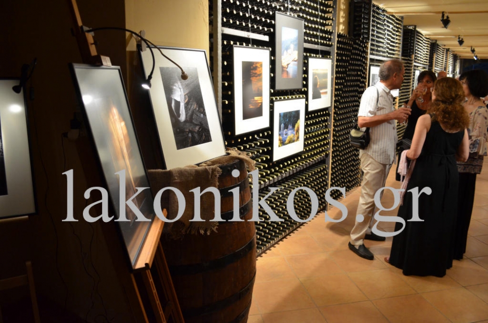 &Epsilon;&nu;&tau;&upsilon;&pi;&omega;&sigma;ί&alpha;&sigma;&epsilon; &eta; έ&kappa;&theta;&epsilon;&sigma;&eta; &laquo;&Pi;&epsilon;&rho;&iota;&delta;&iota;&alpha;&beta;ά&zeta;&omicron;&nu;&tau;&alpha;&sigmaf; &tau;&omicron; Ά&gamma;&iota;&omicron; Ό&rho;&omicron;&sigmaf;&raquo; &tau;&omicron;&upsilon; &Gamma;. &Psi;&upsilon;&chi;&omicron;&gamma;&iota;&omicron;ύ (&Phi;&Omega;&Tau;&Omicron;-VIDEO)