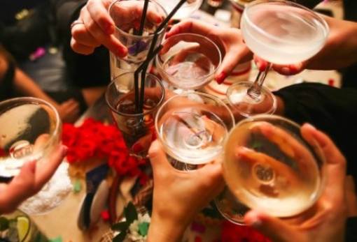 ΠΟΥ: Επείγουσα έκκληση για επανεξέταση της θέσης του αλκοόλ στην ευρωπαϊκή κοινωνία