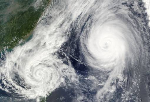 Γιατί οι τυφώνες δεν πλησιάζουν ποτέ τον ισημερινό