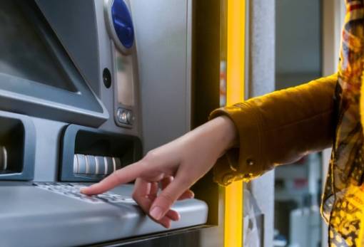 Ο «χάρτης» πληρωμών από ΔΥΠΑ και e-ΕΦΚΑ