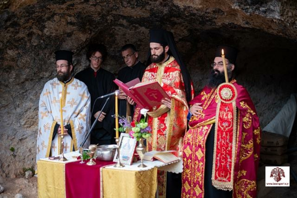 &Lambda;&alpha;&mu;&pi;&rho;ή &eta; &pi;&alpha;&nu;ή&gamma;&upsilon;&rho;&eta; &sigma;&tau;&eta;&nu; &Iota;&Mu; &Kappa;&omicron;ύ&mu;&pi;&alpha;&rho;&eta; &Pi;&alpha;&lambda;&alpha;&iota;&omicron;&pi;&alpha;&nu;&alpha;&gamma;&iota;ά&sigmaf;