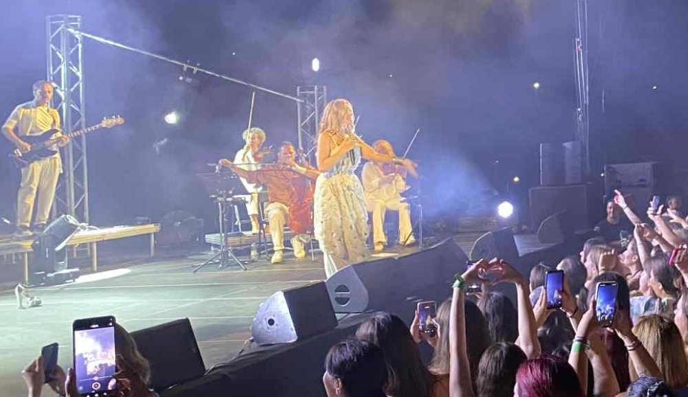 &Pi;ή&rho;&epsilon; &lambda;ά&mu;&psi;&eta; &alpha;&pi;ό &tau;&eta; &laquo;&Nu;έ&alpha; &Phi;&omega;&tau;&iota;ά&raquo; &tau;&eta;&sigmaf; &Mu;&pi;&omicron;&phi;ί&lambda;&iota;&omicron;&upsilon; &omicron; &Kappa;&lambda;&alpha;&delta;ά&sigmaf;