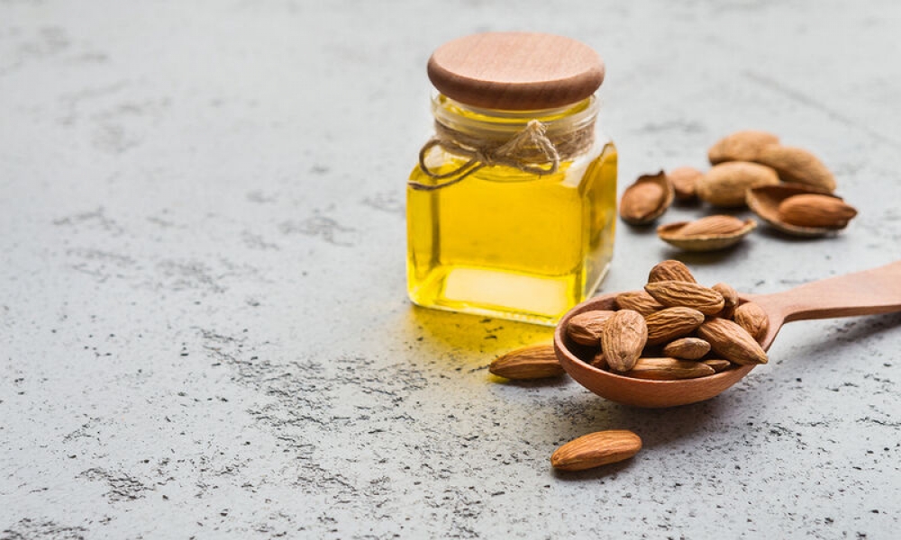 &Alpha;&mu;&upsilon;&gamma;&delta;&alpha;&lambda;έ&lambda;&alpha;&iota;&omicron;: 5 &lambda;ό&gamma;&omicron;&iota; &gamma;&iota;&alpha; &nu;&alpha; &tau;&omicron; &epsilon;&nu;&tau;ά&xi;&epsilon;&iota;&sigmaf; &sigma;&tau;&eta; beauty &rho;&omicron;&upsilon;&tau;ί&nu;&alpha; &sigma;&omicron;&upsilon;