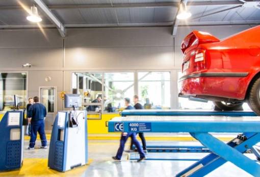 Έρχονται τσουχτερά πρόστιμα για ανασφάλιστα και χωρίς ΚΤΕΟ οχήματα