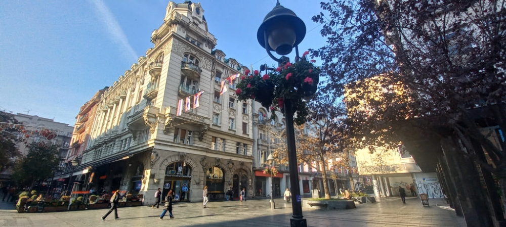 &Tau;&omicron; &delta;&iota;&kappa;ό &sigma;&alpha;&sigmaf; &sigma;&chi;ό&lambda;&iota;&omicron;: &Eta; &zeta;&omega;ή &epsilon;ί&nu;&alpha;&iota; &omega;&rho;&alpha;ί&alpha; &kappa;&alpha;&iota; &mu;&epsilon; 1.000 &epsilon;&upsilon;&rho;ώ &tau;&omicron; &mu;ή&nu;&alpha;.  &Zeta;ή&sigma;&epsilon;, &epsilon;&pi;&iota;&tau;έ&lambda;&omicron;&upsilon;&sigmaf;!