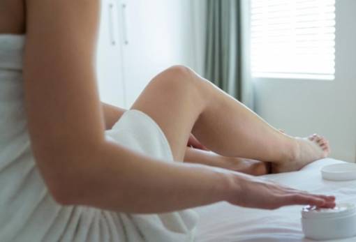 Body lotion ή body oil;