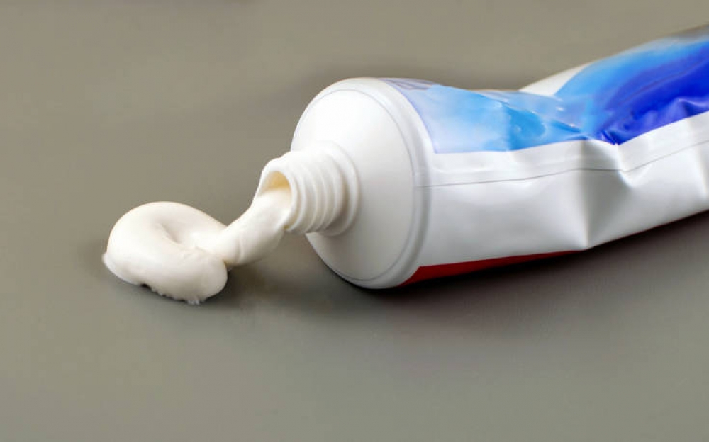 5 &pi;&rho;ά&gamma;&mu;&alpha;&tau;&alpha; &pi;&omicron;&upsilon; &mu;&pi;&omicron;&rho;&epsilon;ί&sigmaf; &nu;&alpha; &kappa;&alpha;&theta;&alpha;&rho;ί&sigma;&epsilon;&iota;&sigmaf; &mu;&epsilon; &tau;&eta;&nu; &omicron;&delta;&omicron;&nu;&tau;ό&kappa;&rho;&epsilon;&mu;&alpha;, &epsilon;&kappa;&tau;ό&sigmaf; &alpha;&pi;ό &tau;&alpha; &delta;ό&nu;&tau;&iota;&alpha; &sigma;&omicron;&upsilon;