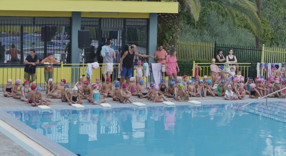 &Mu;ά&theta;&epsilon; &pi;&alpha;&iota;&delta;ί &mu;&omicron;&upsilon; &mu;&pi;ά&nu;&iota;&omicron; &sigma;&tau;&omicron; &Kappa;&omicron;&lambda;&upsilon;&mu;&beta;&eta;&tau;ή&rho;&iota;&omicron; &Sigma;&pi;ά&rho;&tau;&eta;&sigmaf;