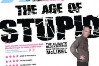 &Pi;&rho;&epsilon;&mu;&iota;έ&rho;&alpha; &gamma;&iota;&alpha; &tau;&eta;&nu; &laquo;&pi;&rho;ά&sigma;&iota;&nu;&eta;&raquo; &tau;&alpha;&iota;&nu;ί&alpha; Age of Stupid