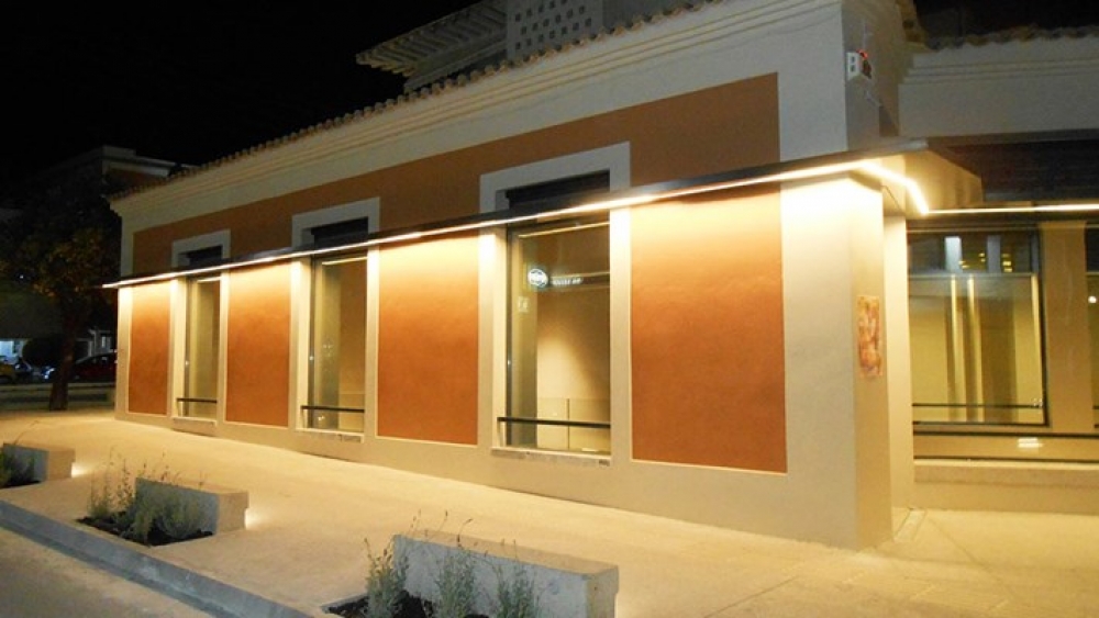 &Alpha;&rho;&pi;&alpha;&gamma;ή &tau;&eta;&sigmaf; &Epsilon;&upsilon;&rho;ώ&pi;&eta;&sigmaf;: &alpha;&nu;&alpha;&delta;&epsilon;&iota;&kappa;&nu;ύ&omicron;&nu;&tau;&alpha;&sigmaf; &tau;&omicron; &pi;&iota;&omicron; &delta;&iota;ά&sigma;&eta;&mu;&omicron; &psi;&eta;&phi;&iota;&delta;&omega;&tau;ό &tau;&eta;&sigmaf; &chi;ώ&rho;&alpha;&sigmaf;