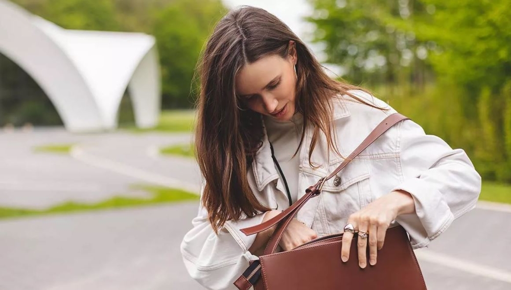 &Mu;&nu;ή&mu;&eta;: &Upsilon;&pi;ά&rho;&chi;&epsilon;&iota; &tau;&rho;ό&pi;&omicron;&sigmaf; &nu;&alpha; &mu;&eta;&nu; &xi;&epsilon;&chi;&nu;ά&mu;&epsilon; &tau;ί&pi;&omicron;&tau;&alpha;