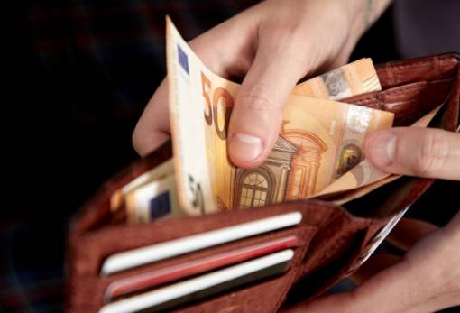 Οι πληρωμές από e-ΕΦΚΑ και ΔΥΠΑ