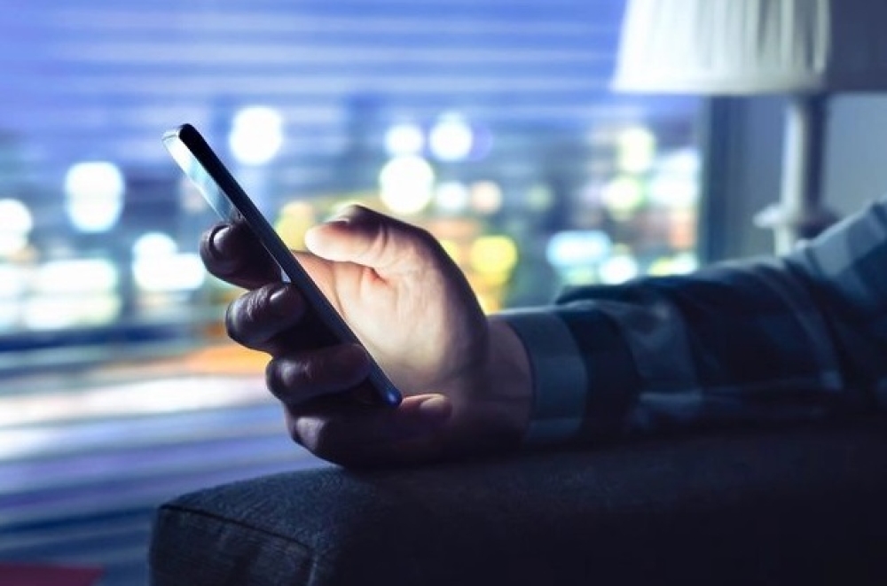 &Alpha;&pi;&tau;ό&eta;&tau;&omicron;&iota; &alpha;&pi;&alpha;&tau;&epsilon;ώ&nu;&epsilon;&sigmaf; &epsilon;&nu; &delta;&rho;ά&sigma;&epsilon;&iota; &sigma;&tau;&eta; &Lambda;&alpha;&kappa;&omega;&nu;ί&alpha;: &Eta; &laquo;&phi;&rho;έ&sigma;&kappa;&iota;&alpha;&raquo; &kappa;&omicron;&mu;&pi;ί&nu;&alpha; &mu;&epsilon; &tau;&iota;&sigmaf; &pi;&rho;&omicron;&pi;&lambda;&eta;&rho;&omega;&mu;έ&nu;&epsilon;&sigmaf; &kappa;ά&rho;&tau;&epsilon;&sigmaf;