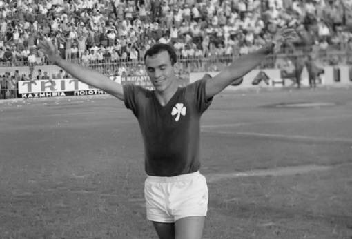 Πέθανε ο «Στρατηγός» του ελληνικού ποδοσφαίρου Μίμης Δομάζος