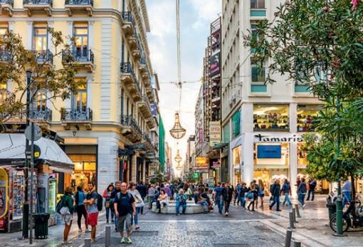 Στην Αθήνα για ψώνια και θέατρο  ο Σύλλογος Κυριών Αμυκλών