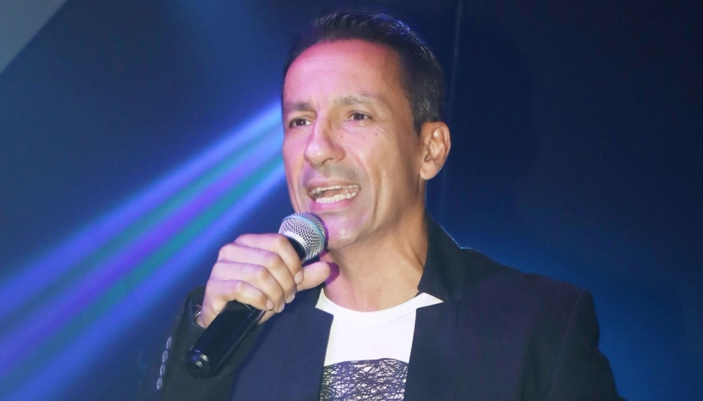 &Mu;&epsilon; &Pi;. Ί&mu;&beta;&rho;&iota;&omicron; &omicron; &epsilon;&tau;ή&sigma;&iota;&omicron;&sigmaf; &chi;&omicron;&rho;ό&sigmaf; &tau;&omicron;&upsilon; &Epsilon;&mu;&pi;&omicron;&rho;&iota;&kappa;&omicron;ύ &Sigma;&upsilon;&lambda;&lambda;ό&gamma;&omicron;&upsilon; &Sigma;&pi;ά&rho;&tau;&eta;&sigmaf;