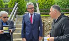 &Tau;&alpha; &mu;&epsilon;&tau;ά&lambda;&lambda;&iota;&alpha; &tau;&omega;&nu; &Lambda;&alpha;&kappa;&omega;&nu;ό&pi;&omicron;&upsilon;&lambda;&omega;&nu; &sigma;&tau;&eta;&nu; &Tau;&alpha;&iota;&beta;ά&nu;