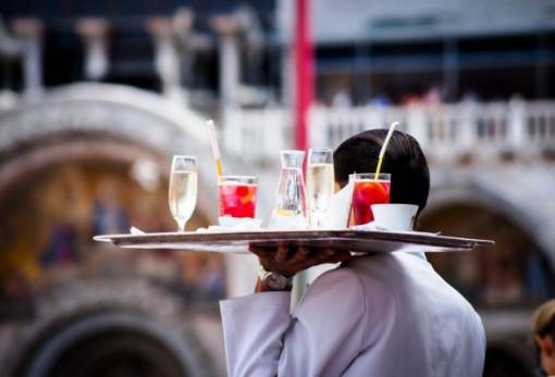 H ψηφιακή κάρτα εργασίας εκτίναξε τις υπερωρίες
