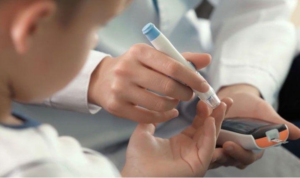 &Epsilon;&pi;ά&nu;&omicron;&delta;&omicron;&sigmaf; &sigma;&tau;&iota;&sigmaf; &tau;ά&xi;&epsilon;&iota;&sigmaf; &chi;&omega;&rho;ί&sigmaf; &laquo;&phi;ύ&lambda;&alpha;&kappa;&alpha;-ά&gamma;&gamma;&epsilon;&lambda;&omicron;&raquo; &nu;&omicron;&sigma;&eta;&lambda;&epsilon;&upsilon;&tau;ή