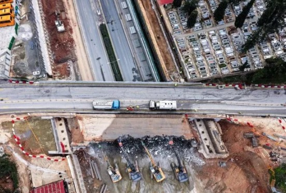&Pi;&omicron;&iota;&alpha; &epsilon;ί&nu;&alpha;&iota; &tau;&alpha; &mu;&epsilon;&gamma;ά&lambda;&alpha; &omicron;&delta;&iota;&kappa;ά έ&rho;&gamma;&alpha; &pi;&omicron;&upsilon; &kappa;&alpha;&tau;&alpha;&sigma;&kappa;&epsilon;&upsilon;ά&zeta;&omicron;&nu;&tau;&alpha;&iota; &sigma;&tau;&eta; &chi;ώ&rho;&alpha;