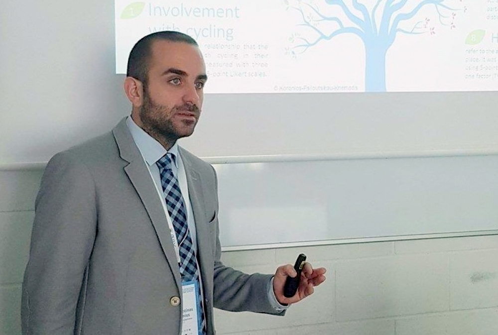 &Nu;έ&alpha; &delta;&iota;ά&kappa;&rho;&iota;&sigma;&eta; &gamma;&iota;&alpha; &tau;&omicron;&nu; &Kappa;ώ&sigma;&tau;&alpha; &Kappa;&omicron;&rho;&omega;&nu;&iota;ό